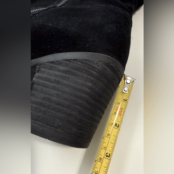 Women Black Suede Boots - Picture 12 of 13